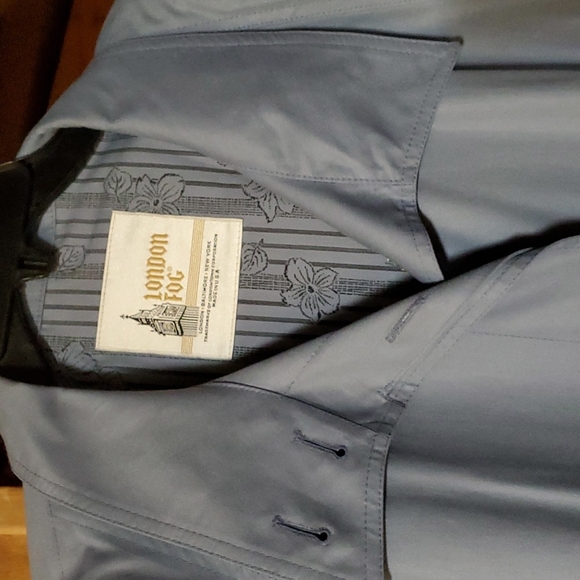 Coat - Picture 3 of 11